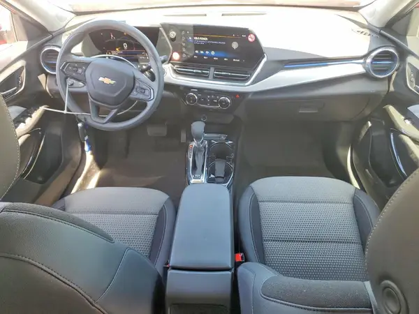 KL77LHEP1TC137605 2026 CHEVROLET TRAX - Image 8