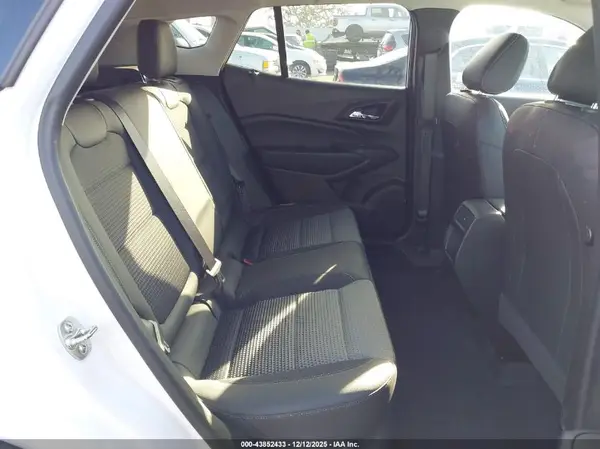 KL77LHEP2SC021618 2025 CHEVROLET TRAX - Image 8