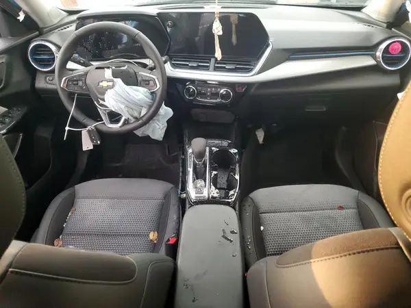 KL77LHEP2SC079664 2025 CHEVROLET TRAX - Image 8