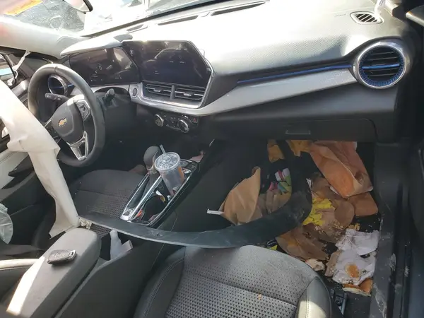 KL77LHEP2SC098361 2025 CHEVROLET TRAX - Image 8