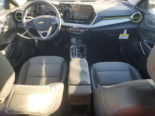 KL77LHEP2SC115076 2025 CHEVROLET TRAX - Image 8