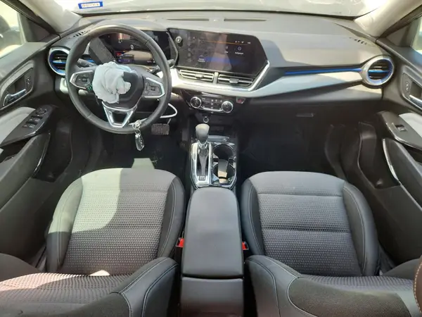 KL77LHEP2SC123811 2025 CHEVROLET TRAX - Image 8