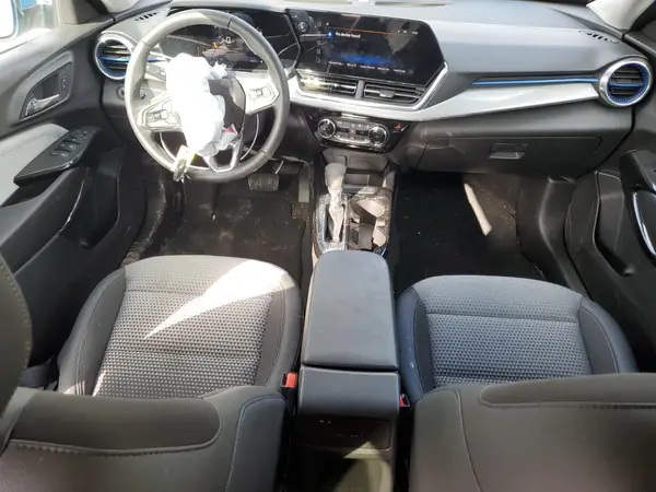 KL77LHEP2SC129320 2025 CHEVROLET TRAX - Image 8