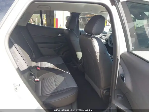 KL77LHEP2SC142830 2025 CHEVROLET TRAX - Image 8