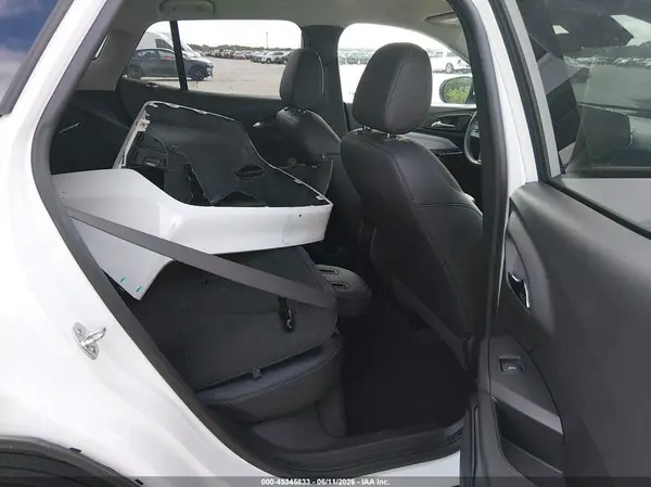 KL77LHEP2SC143623 2025 CHEVROLET TRAX - Image 8