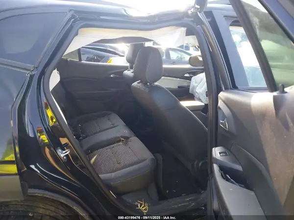 KL77LHEP2SC143900 2025 CHEVROLET TRAX - Image 8