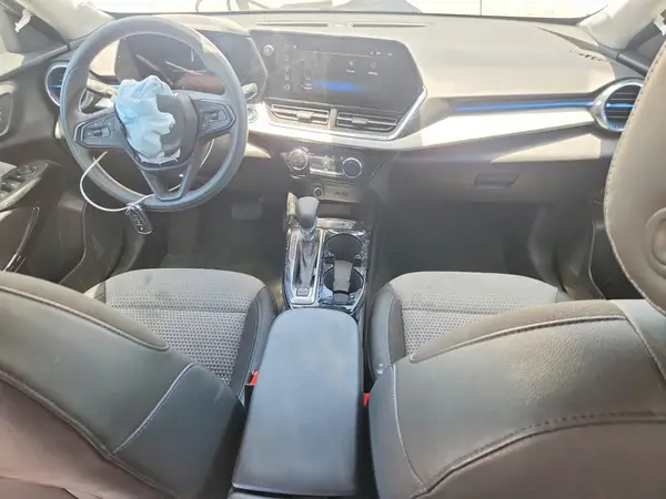 KL77LHEP2SC169235 2025 CHEVROLET TRAX - Image 8
