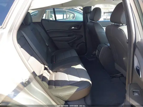 KL77LHEP2SC186598 2025 CHEVROLET TRAX - Image 8