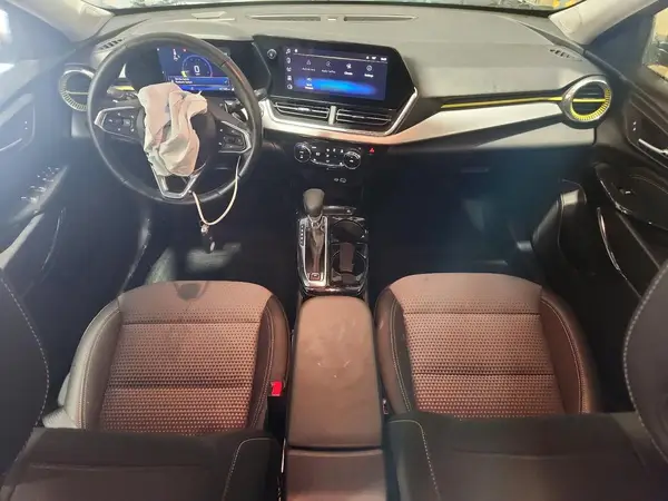 KL77LHEP2SC188142 2025 CHEVROLET TRAX - Image 8