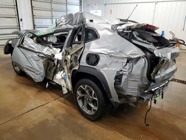KL77LHEP2SC193213 2025 CHEVROLET TRAX - Image 2