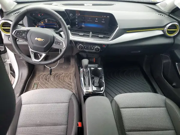KL77LHEP2SC209359 2025 CHEVROLET TRAX - Image 8
