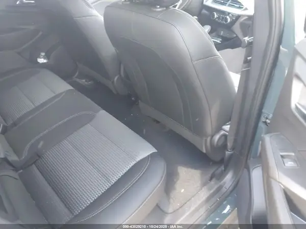 KL77LHEP2SC213069 2025 CHEVROLET TRAX - Image 8