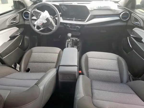 KL77LHEP2SC217381 2025 CHEVROLET TRAX - Image 8