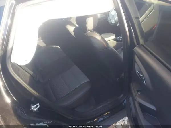 KL77LHEP2SC245603 2025 CHEVROLET TRAX - Image 8