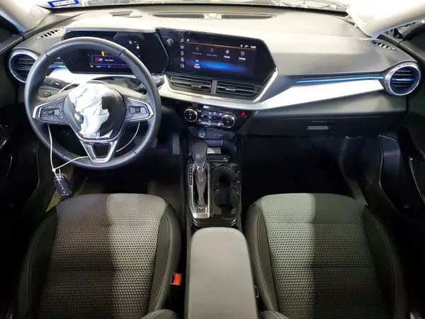 KL77LHEP2SC256682 2025 CHEVROLET TRAX - Image 8