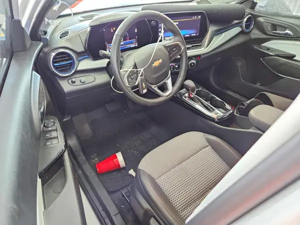 KL77LHEP2SC258495 2025 CHEVROLET TRAX - Image 8