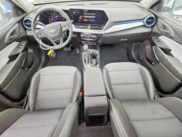 KL77LHEP2SC264734 2025 CHEVROLET TRAX - Image 8