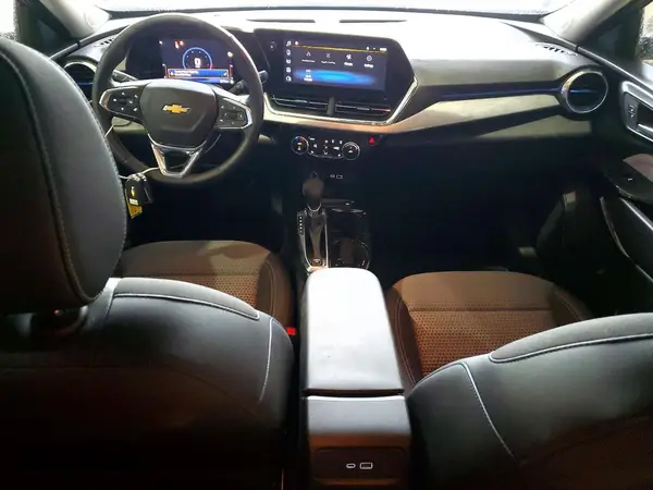 KL77LHEP2SC304018 2025 CHEVROLET TRAX - Image 8