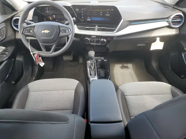 KL77LHEP2SC308828 2025 CHEVROLET TRAX - Image 8
