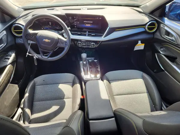 KL77LHEP2TC023998 2026 CHEVROLET TRAX - Image 8