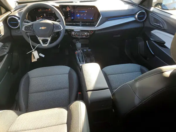 KL77LHEP2TC050084 2026 CHEVROLET TRAX - Image 8