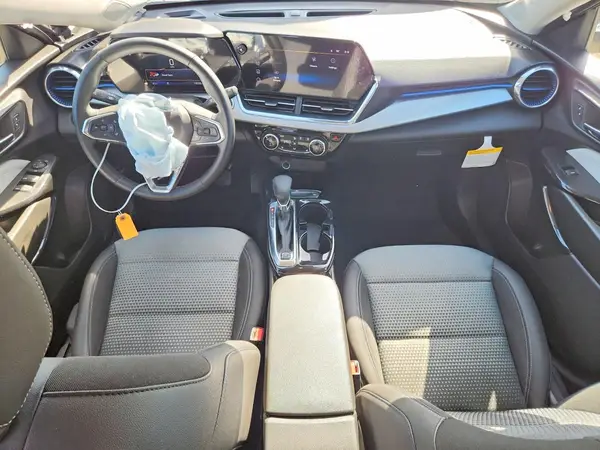 KL77LHEP2TC080797 2026 CHEVROLET TRAX - Image 8