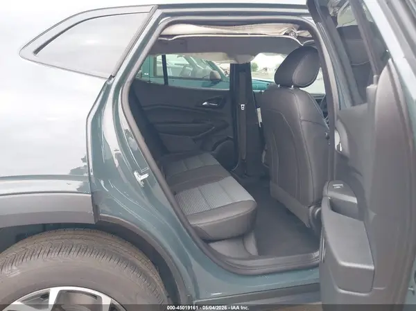 KL77LHEP2TC091248 2026 CHEVROLET TRAX - Image 8
