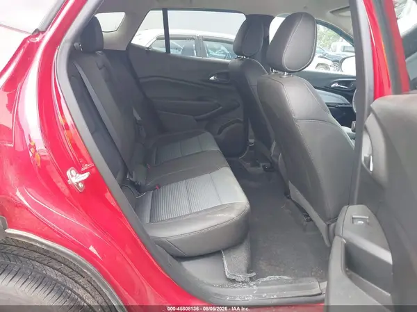 KL77LHEP2TC116228 2026 CHEVROLET TRAX - Image 8