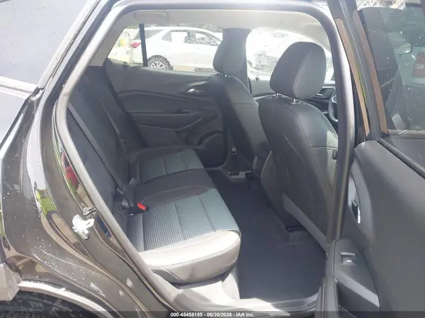 KL77LHEP2TC140383 2026 CHEVROLET TRAX - Image 8