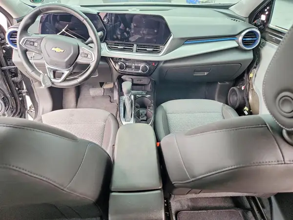 KL77LHEP3SC004391 2025 CHEVROLET TRAX - Image 8
