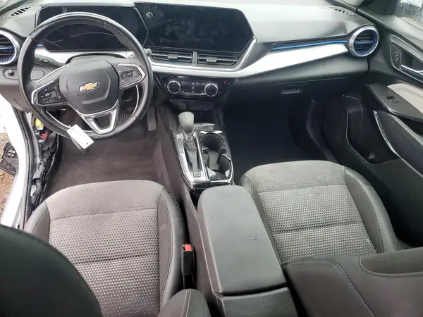 KL77LHEP3SC022924 2025 CHEVROLET TRAX - Image 8