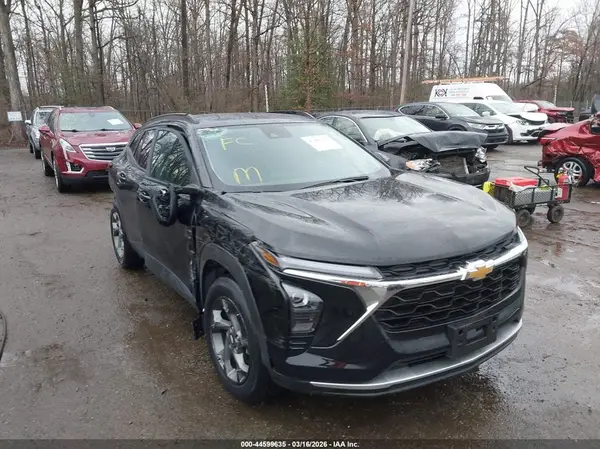 KL77LHEP3SC027699 2025 CHEVROLET TRAX - Image 1