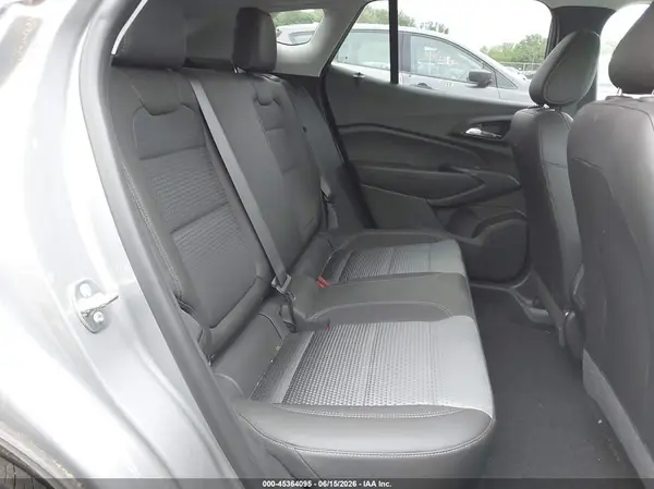KL77LHEP3SC052280 2025 CHEVROLET TRAX - Image 8