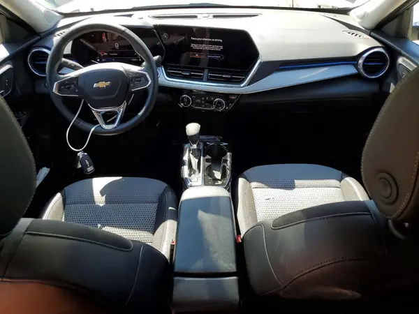 KL77LHEP3SC053087 2025 CHEVROLET TRAX - Image 8