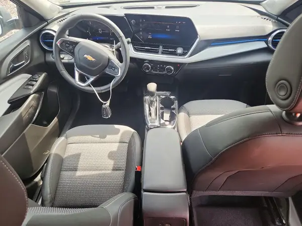 KL77LHEP3SC069953 2025 CHEVROLET TRAX - Image 8