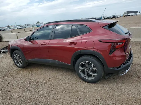 KL77LHEP3SC078166 2025 CHEVROLET TRAX - Image 2