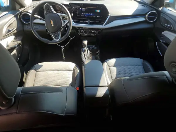 KL77LHEP3SC093069 2025 CHEVROLET TRAX - Image 8