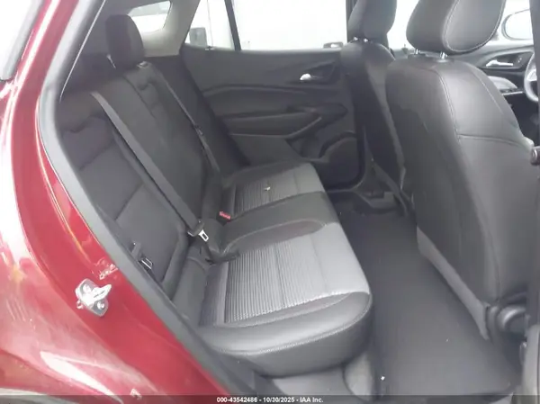 KL77LHEP3SC095291 2025 CHEVROLET TRAX - Image 8