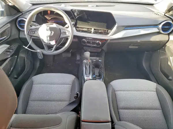 KL77LHEP3SC118715 2025 CHEVROLET TRAX - Image 8