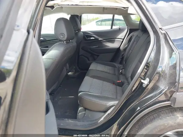 KL77LHEP3SC126412 2025 CHEVROLET TRAX - Image 8