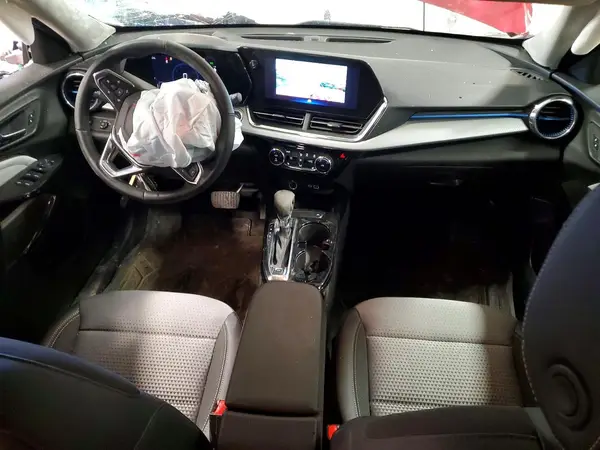 KL77LHEP3SC153514 2025 CHEVROLET TRAX - Image 8