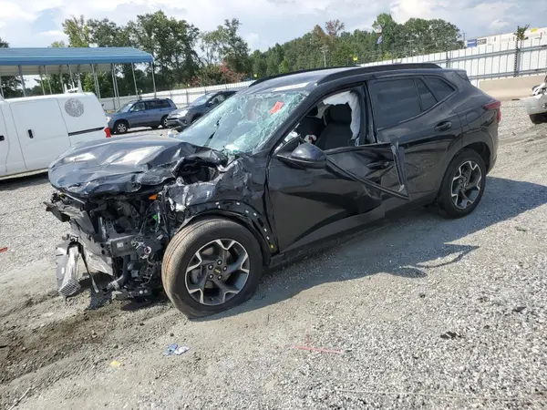 KL77LHEP3SC156784 2025 CHEVROLET TRAX - Image 1