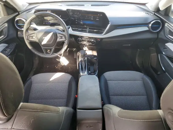 KL77LHEP3SC167039 2025 CHEVROLET TRAX - Image 8