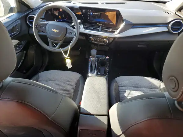 KL77LHEP3SC170765 2025 CHEVROLET TRAX - Image 8