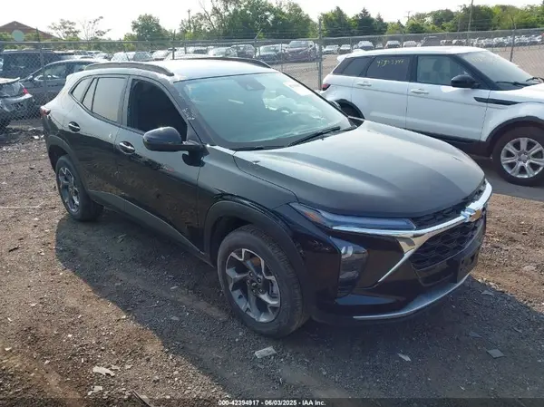 KL77LHEP3SC179577 2025 CHEVROLET TRAX - Image 1