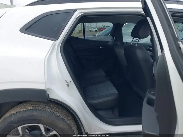 KL77LHEP3SC184097 2025 CHEVROLET TRAX - Image 8