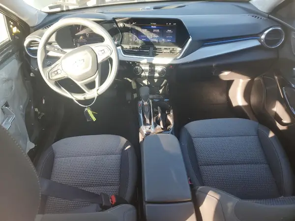 KL77LHEP3SC201948 2025 CHEVROLET TRAX - Image 8