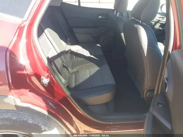 KL77LHEP3SC203893 2025 CHEVROLET TRAX - Image 8