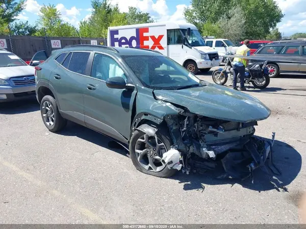 KL77LHEP3SC204879 2025 CHEVROLET TRAX - Image 1