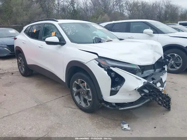 KL77LHEP3SC217101 2025 CHEVROLET TRAX - Image 1